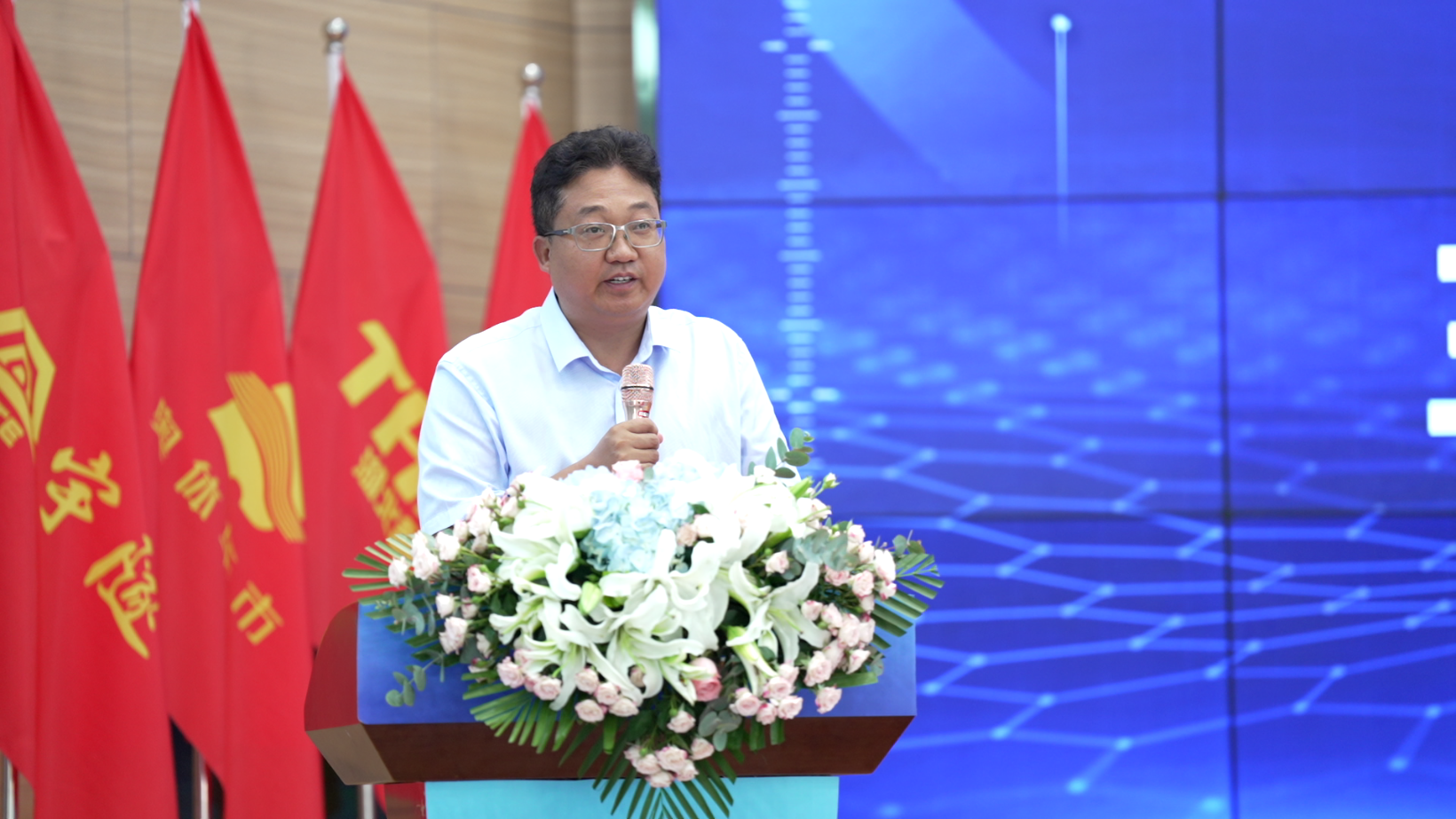 喜讯 | 重庆宇隧再次单笔亿元设备采购签约仪式圆满举行!